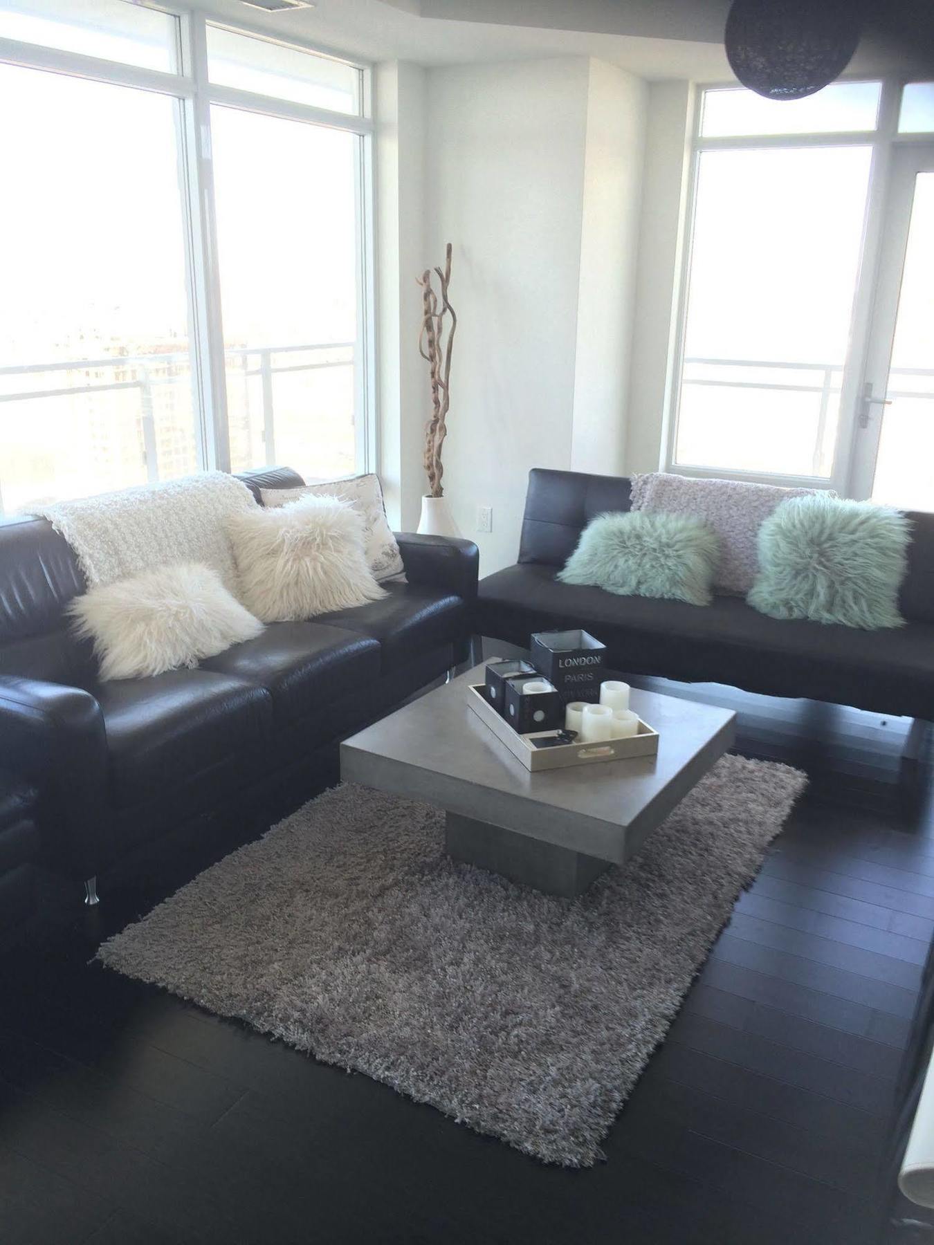 Square One Fully Furnished Suite Mississauga Esterno foto